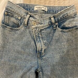 Abercrombie 90s straight ultra high rise jeans